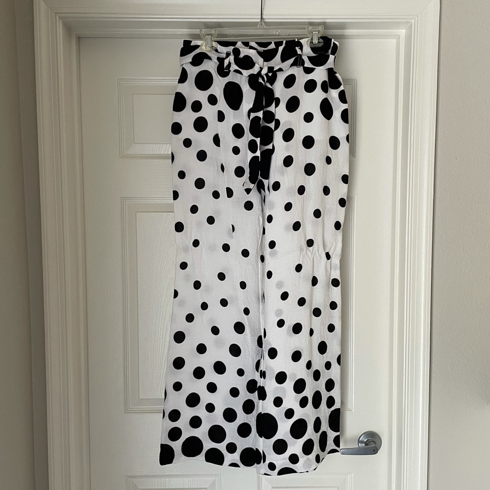 Brand New Chico’s “the ultimate fit” wide leg pant